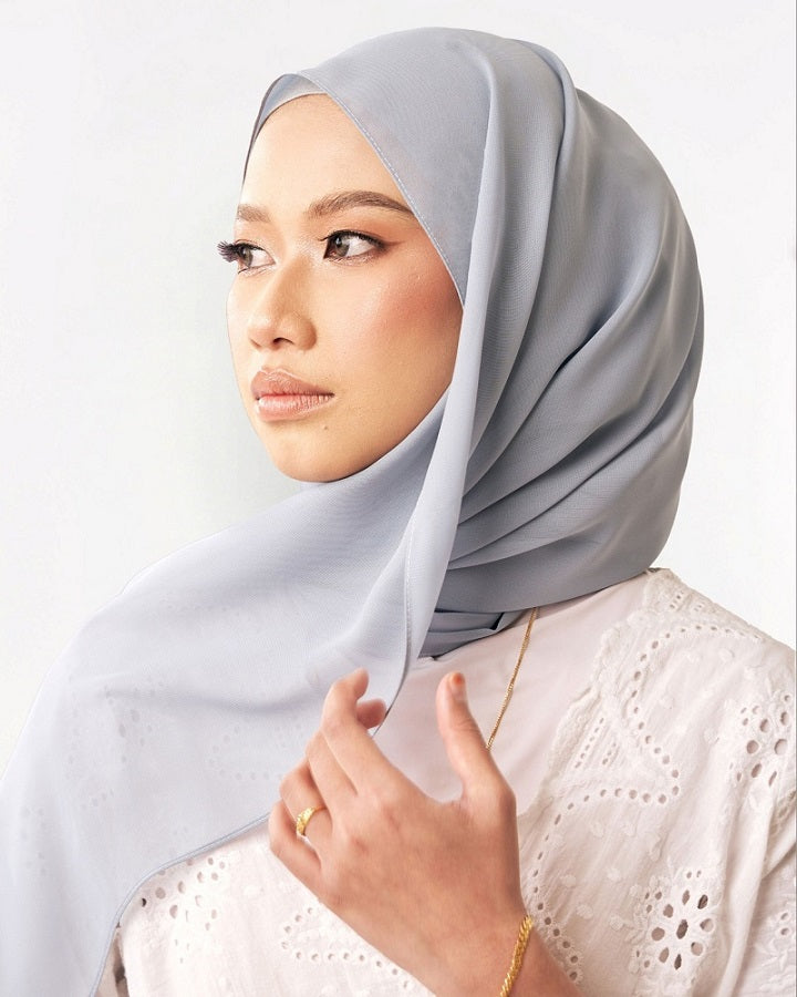 Tudung Shawl Flat Chiffon light ringan lembut biru abu ashy blue Premium Hijab Malaysia
