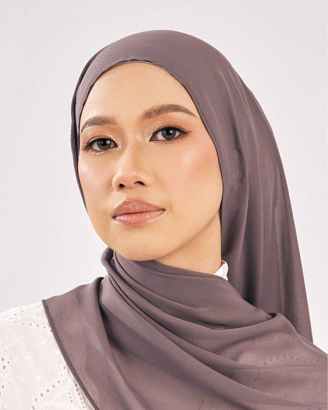 Tudung Shawl Keknis Chiffon light ringan lembut kelabu charcoal grey Premium Hijab Malaysia