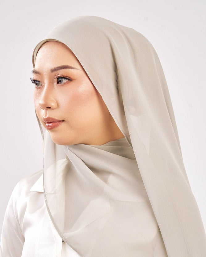 Tudung Shawl Flat Chiffon light ringan lembut kelabu pucat pale stone Premium Hijab Malaysia